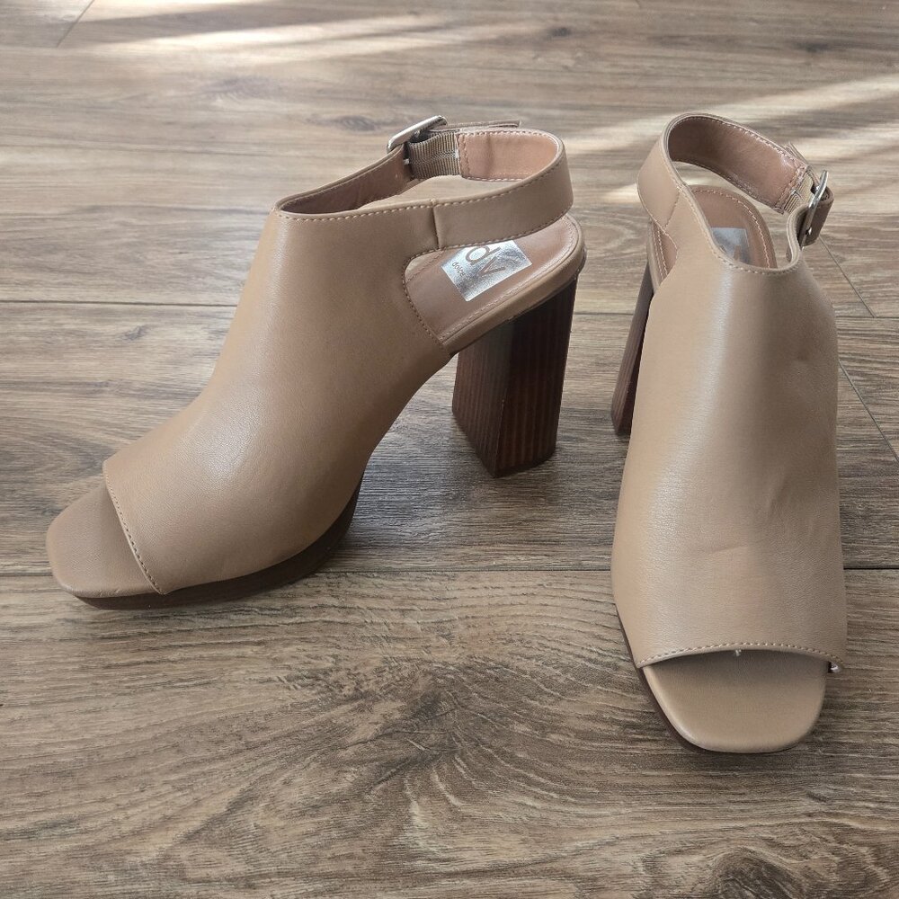 Dolce Vita Booker Peep Toe Shoe